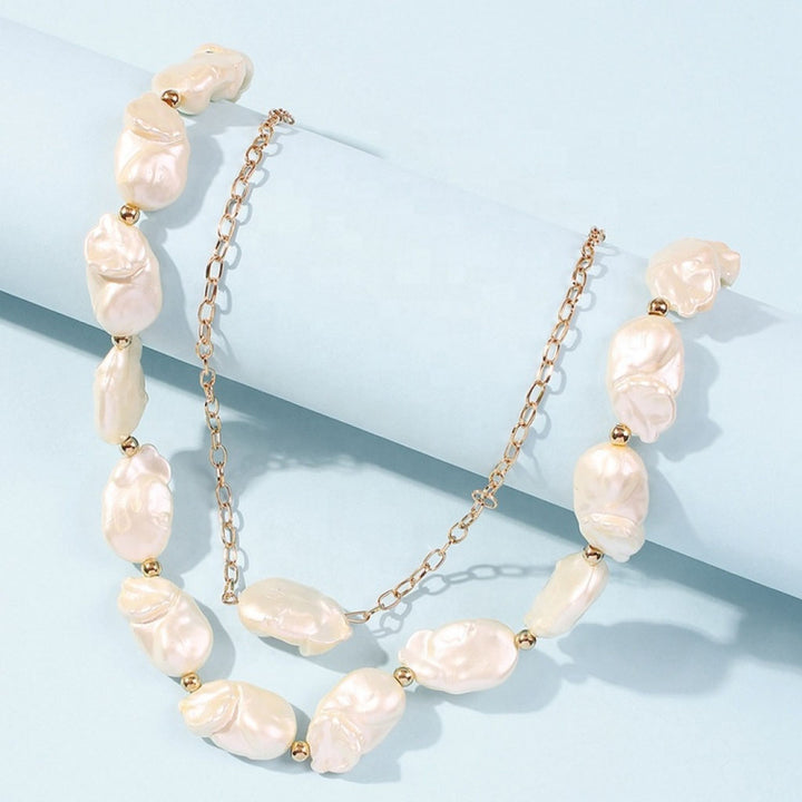 Irregular Pearl Necklace