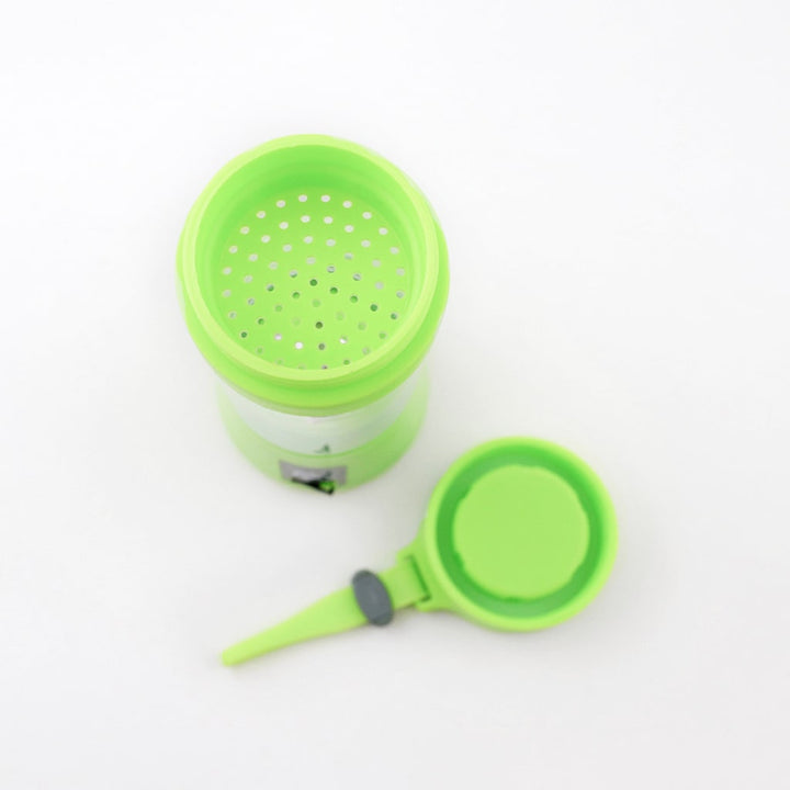 13-Ounce USB-Rechargeable Fruit Blender